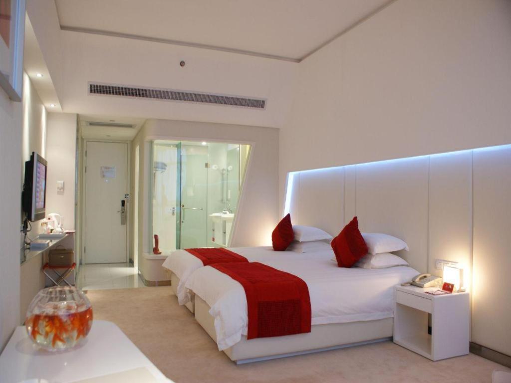 Ramada Plaza By Wyndham Hangzhou Riverside Exterior photo