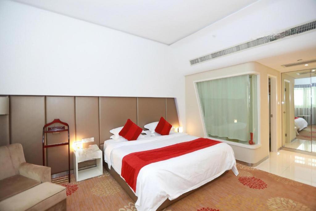 Ramada Plaza By Wyndham Hangzhou Riverside Exterior photo