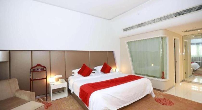 Ramada Plaza By Wyndham Hangzhou Riverside Exterior photo